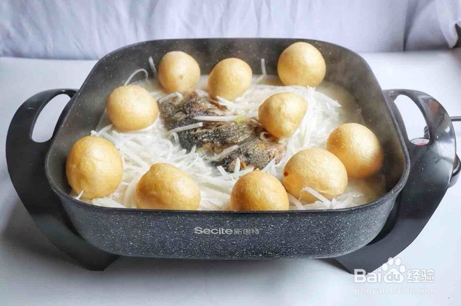 萝卜丝鲫鱼汤的制作方法