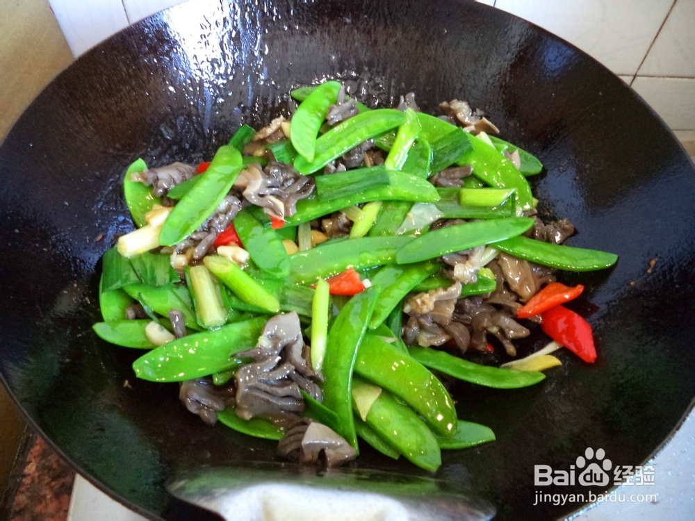 荷兰豆炒鸡胗
