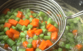 家常茄子烧豆角