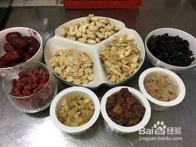 胶原蛋白甜汤的做法