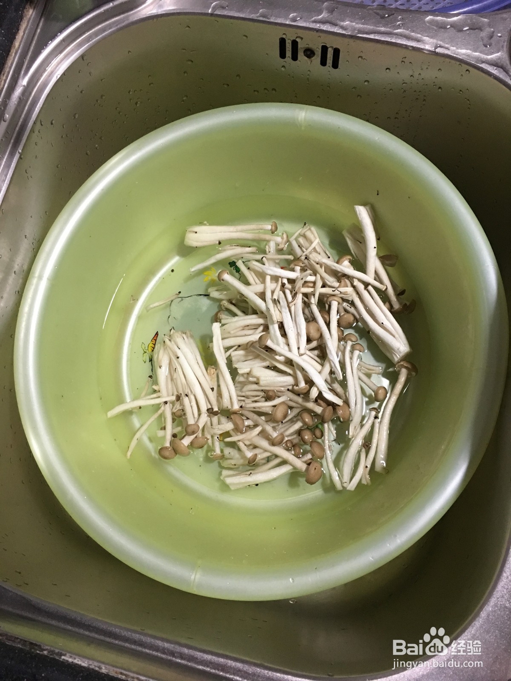 怎样做好吃的鲜菇炒鱿鱼?