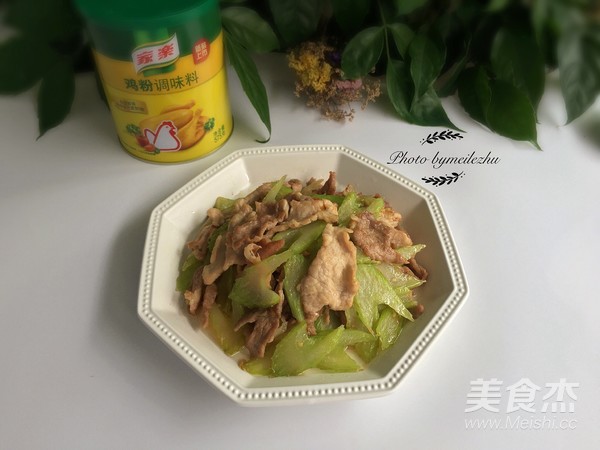 西芹炒肉片的做法