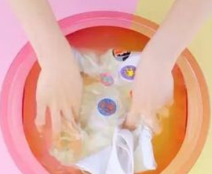 内裤上的黄渍怎么洗掉