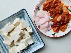 养生食补辣白菜豆腐汤