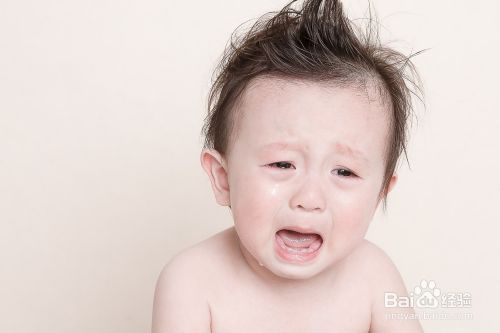 什么问题导致婴儿哭，怎么处理
