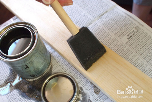 教你用宝宝玩具和小木块制作有趣的玄关挂钩