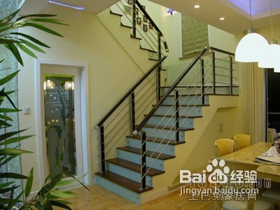 新房装修，楼梯扶手的选择和注意事项