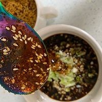 在家制作美味的香辣口水鸡
