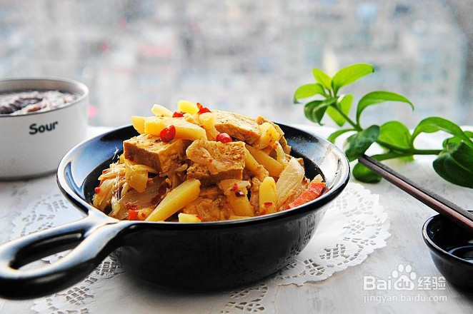 白菜炖冻豆腐