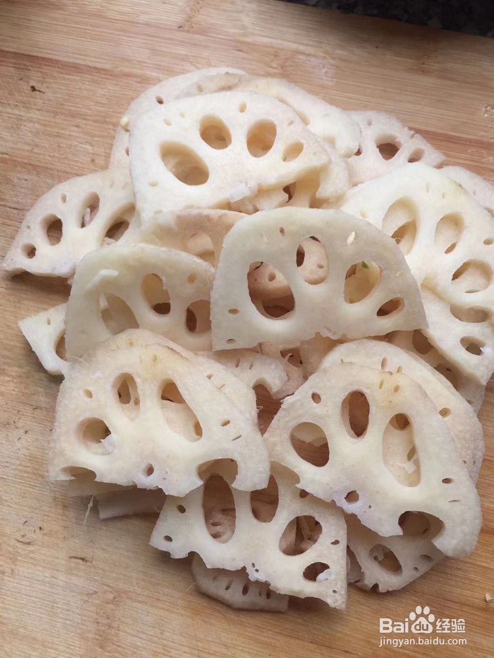 极味家常菜：黑木耳炒藕片