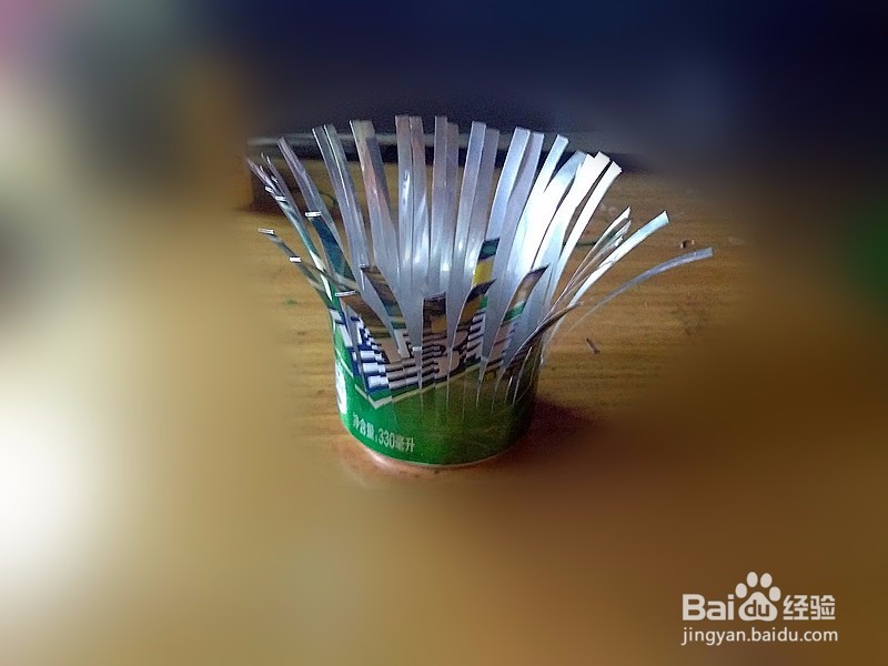 简单而漂亮的易拉罐烛台