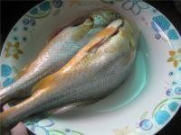 豆豉煮黄鱼的做法