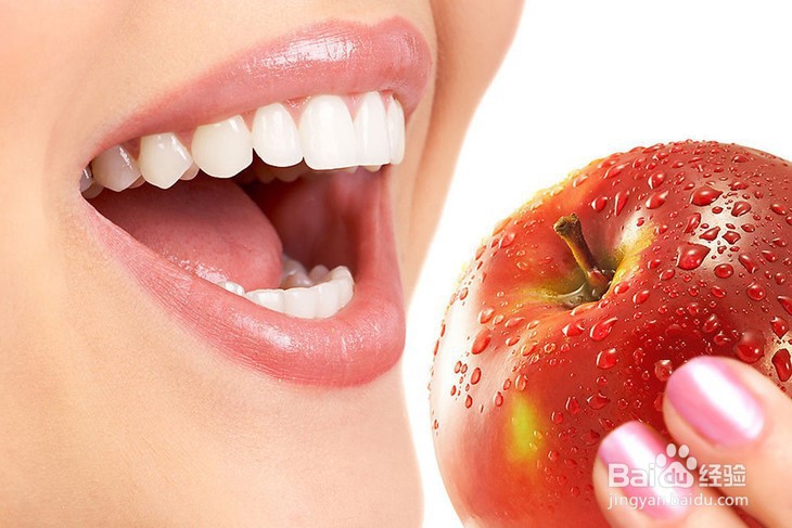 口腔溃疡要怎么处理？