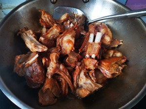 红烧羊排的做法