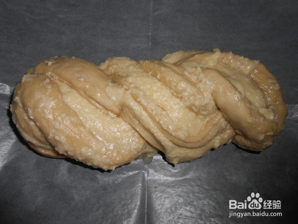 怎样简单扭出漂亮造型的椰蓉面包