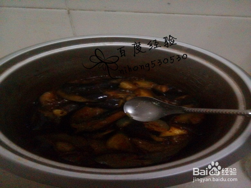 怎样用电饭锅做菜：[1]酱香茄子怎么做？