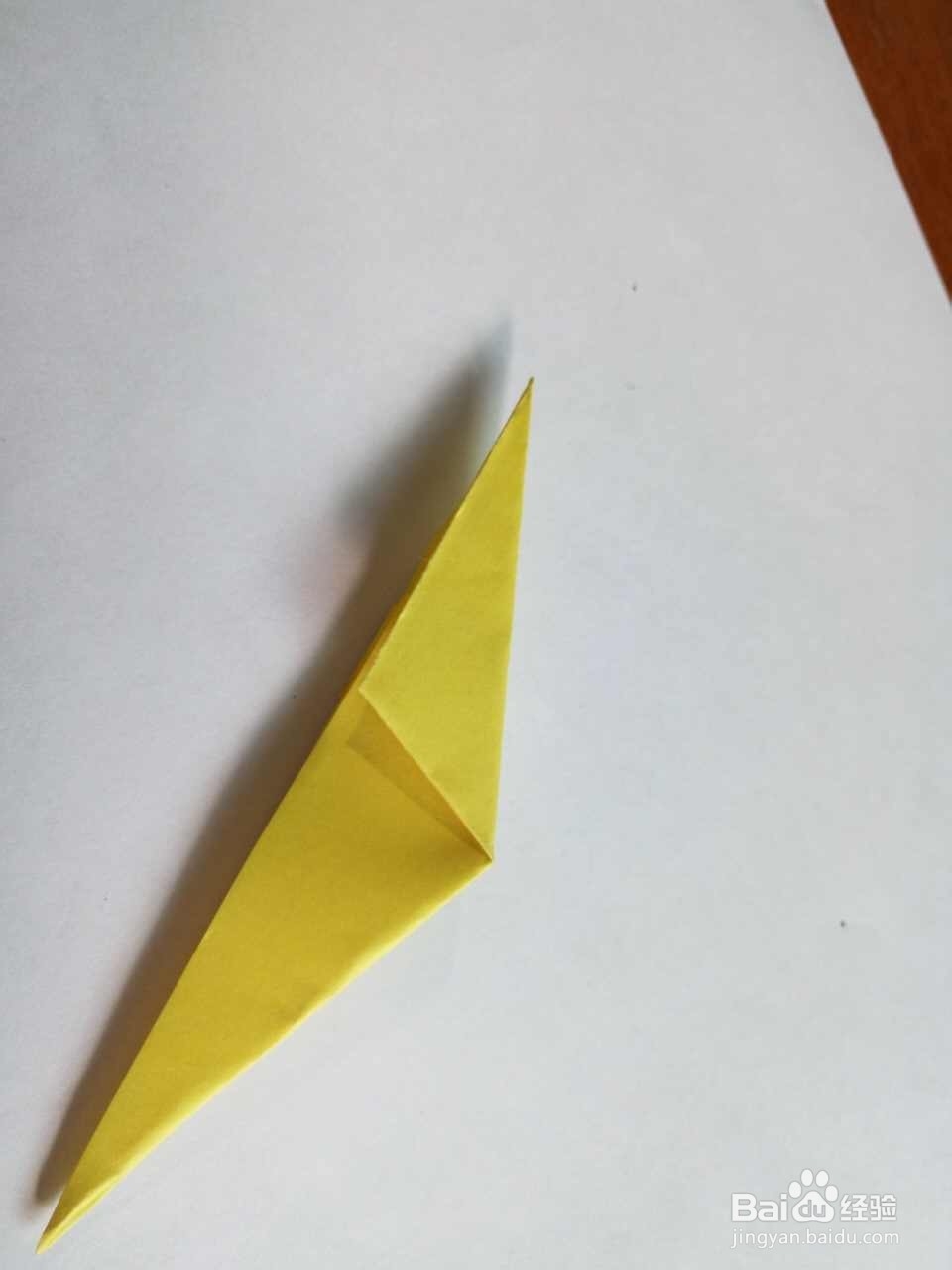 手工折纸啄木鸟