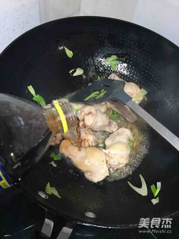 可乐翅根的做法