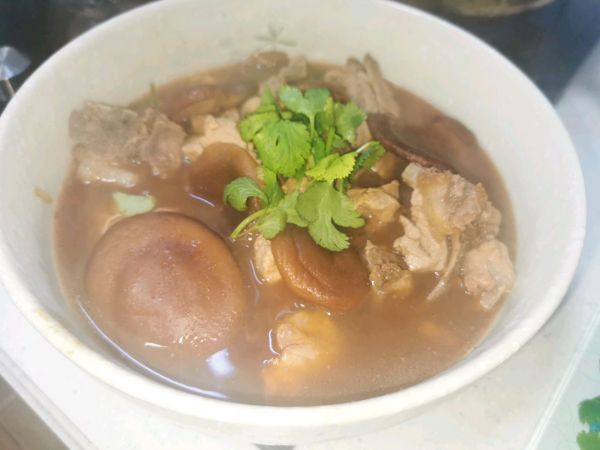 新加坡风味肉骨茶