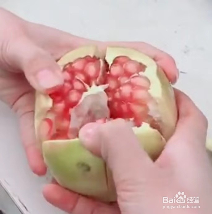网红剥石榴的方法，怎么剥？