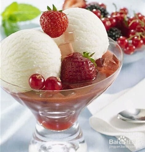 <b>冰淇淋与冰激凌的区别是什么</b>