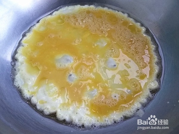 如何制作凤尾蘑炒鸡蛋