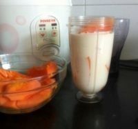 家庭自制木瓜酸奶--简单美味