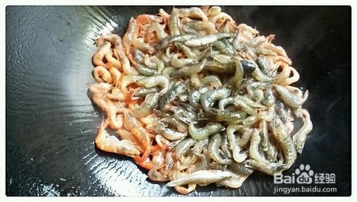 鲜美的香煎米虾 做法