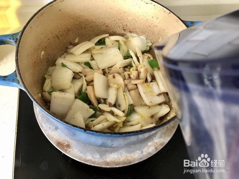 青椒肉末杏鲍菇炒白菜怎么做