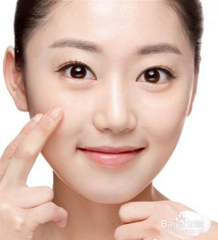 为什么会毛孔粗大，如何避免长痘？