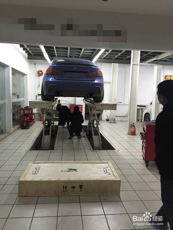 宝马F30 3系改装T-REX排气，手机WIFI控制