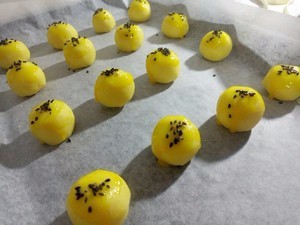 用烤箱怎么做小小酥