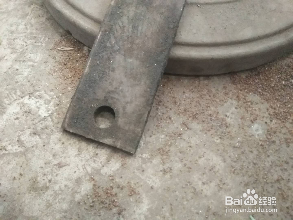 灯头太重支架底盘太小不稳定怎么办