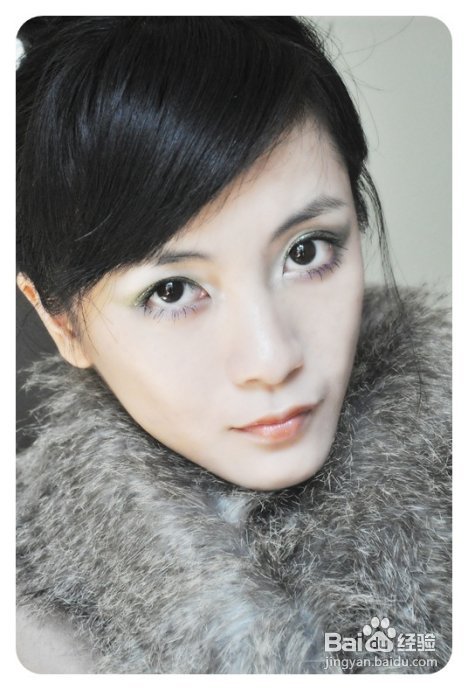 梳子秋冬焕肤彩妆美容攻略