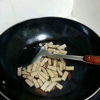 凉拌鸡蛋干的家常做法怎么做？