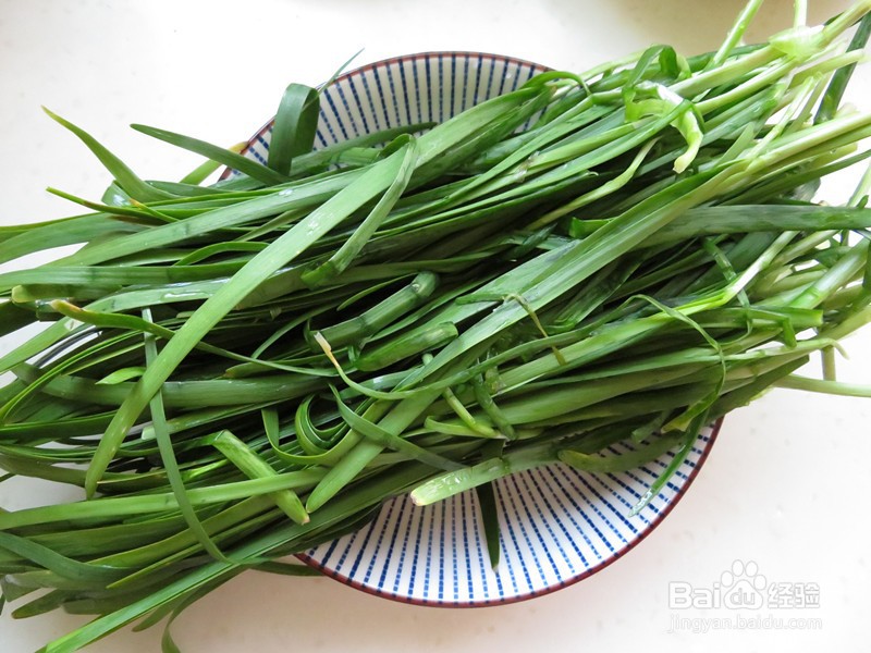 【韭菜炒湖虾】简单做法