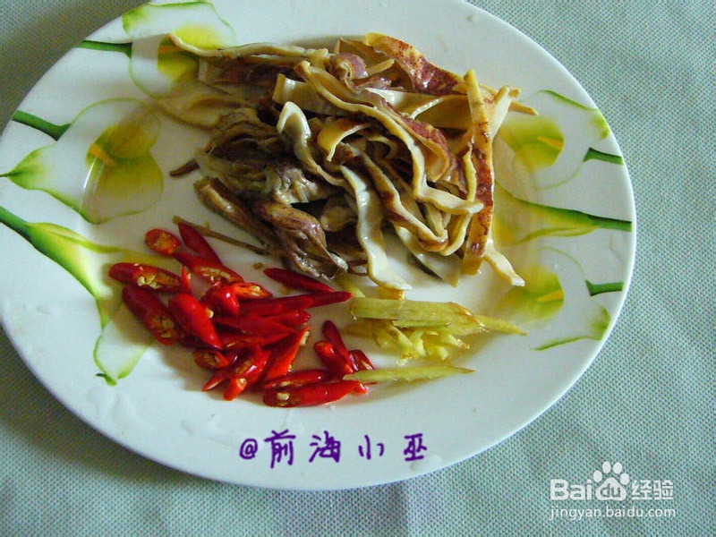 海边夏日家常小炒--鱿鱼炒豆角