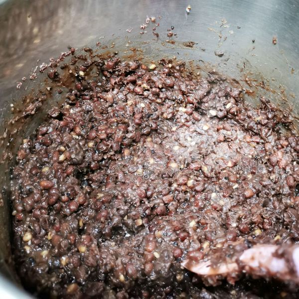 低糖果香红豆藜麦包子