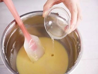 柠檬果冻蛋糕怎么做？