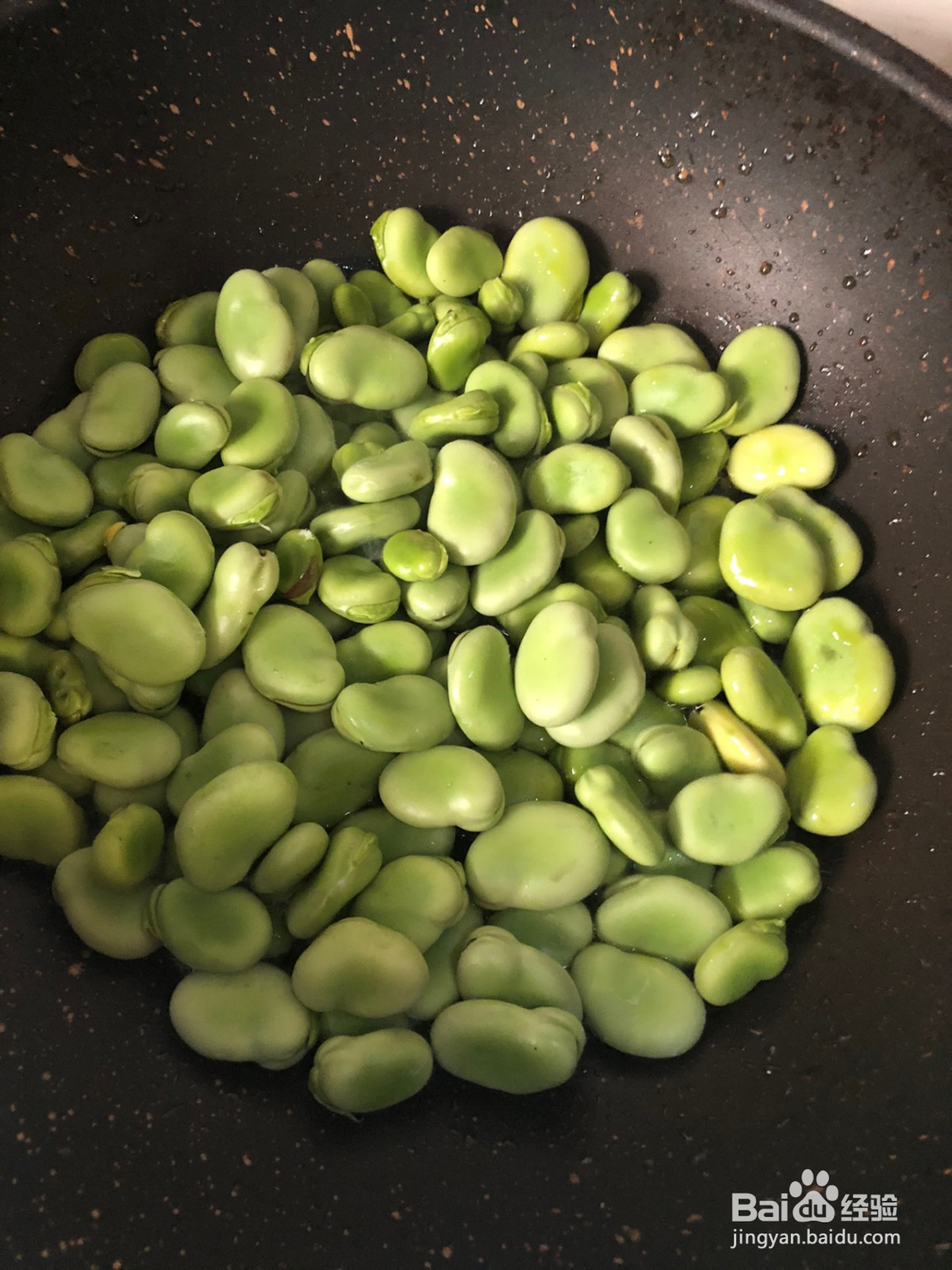 家常版葱油蚕豆的做法