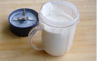 教你制作清晨茶品杏仁奶茶