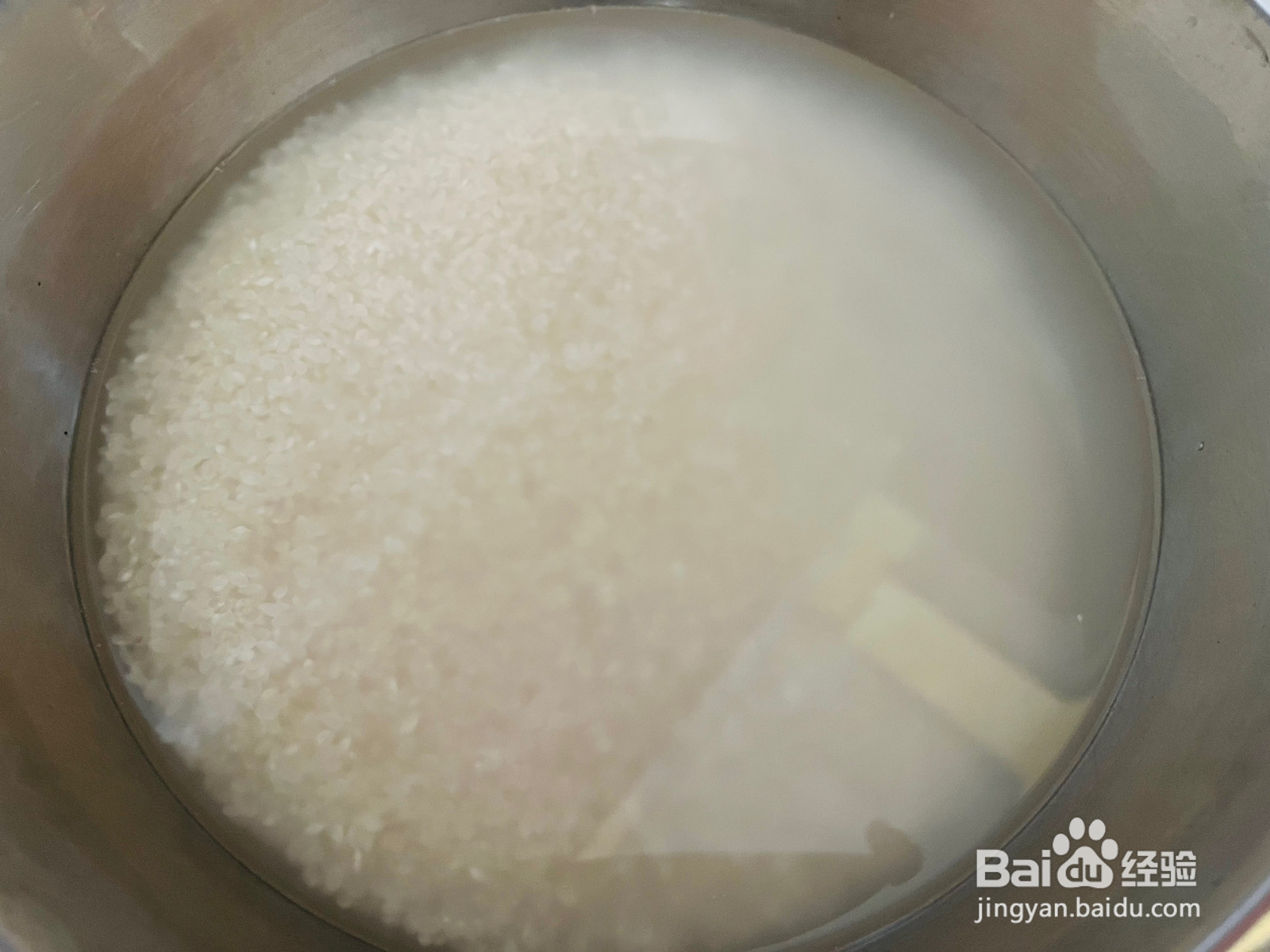 土豆排骨焖饭的做法