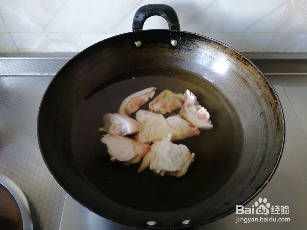 如何制作猪脚玉米汤
