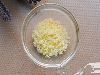 蓝莓奶酪爆浆吐司怎么做?