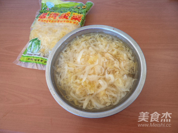 酸菜鲫鱼的做法