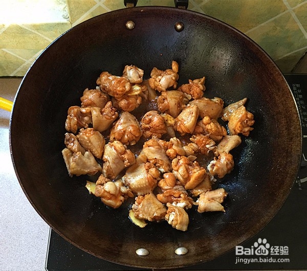 如何做出好吃的泰式香辣风味鸡翅