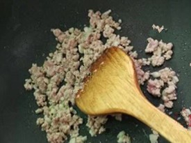 小小家常菜--肉沫拌芥兰