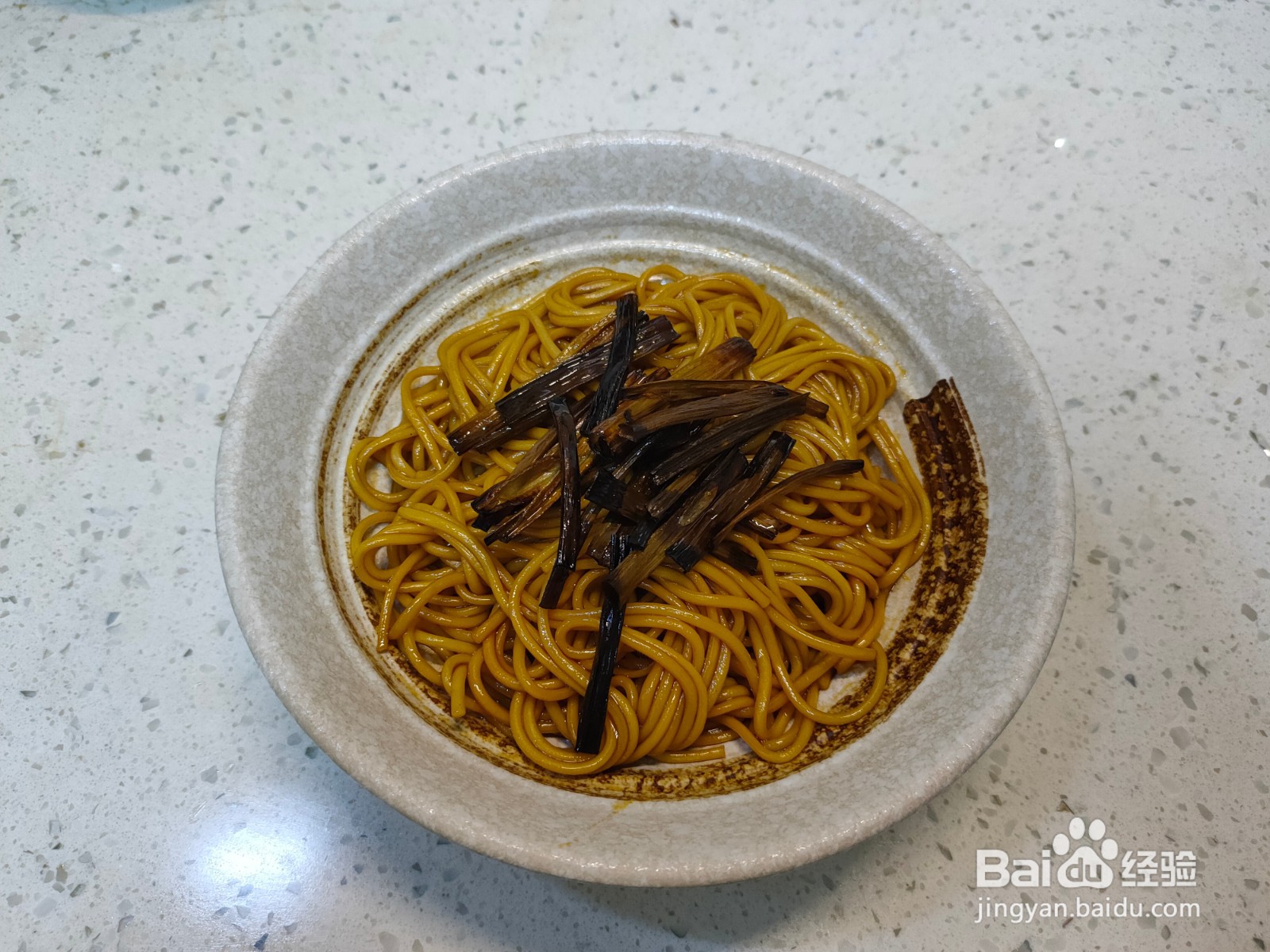 葱油拌面的做法