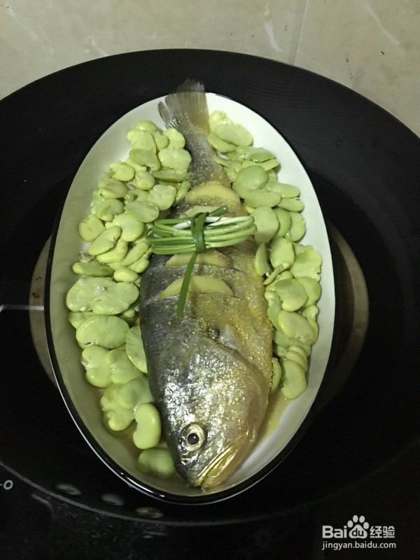 豆瓣蒸抱腌黄鱼