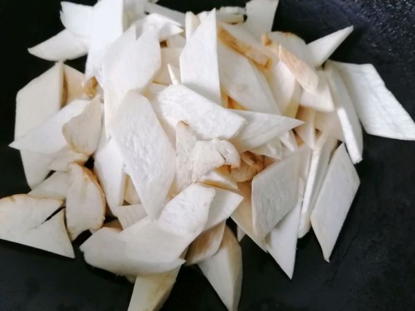 胡萝卜炒杏鲍菇